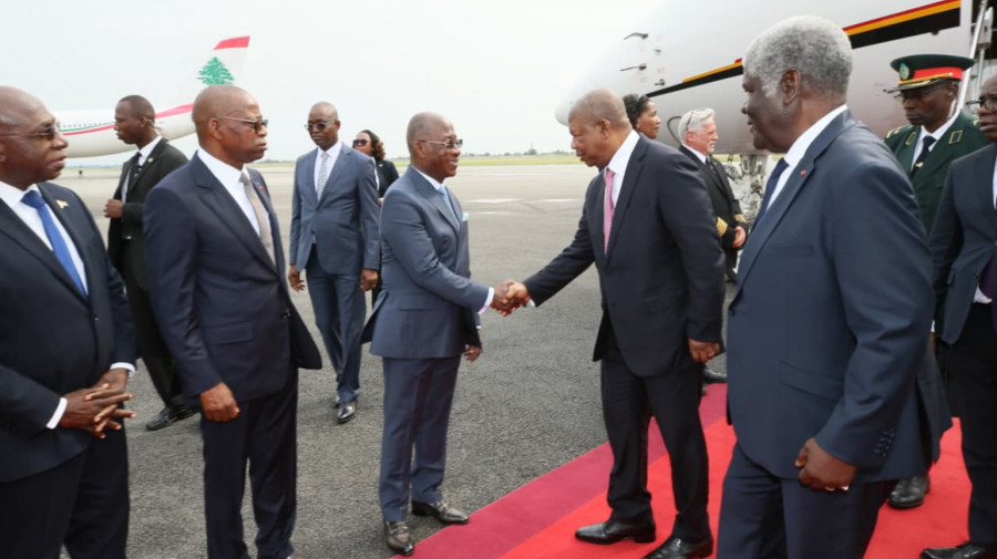 Presidente da Rep&uacute;blica, em Abidjan 