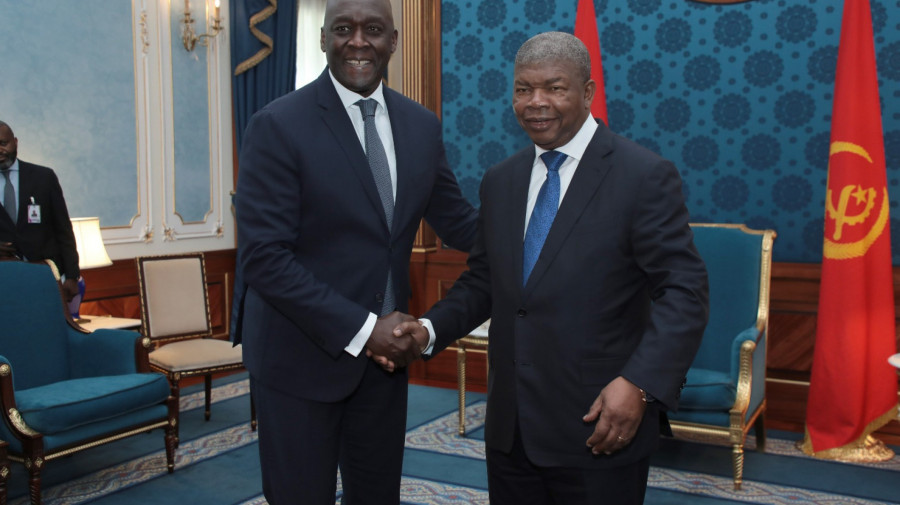 Presidente da Rep&uacute;blica, Jo&atilde;o Louren&ccedil;o, recebeu em audi&ecirc;ncia o director-geral da Coopera&ccedil;&atilde;o Internacional Financeira (IFC), Makhtar Diop