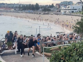 Ataque em praia australiana mata 12 e fere 29 pessoas - DR