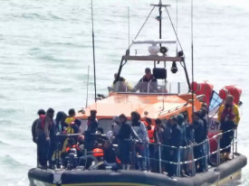 Mais de 700 migrantes atravessaram o Canal da Mancha num &uacute;nico dia - DR