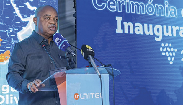 Ministro das Telecomunica&ccedil;&otilde;es, Tecnologias de Informa&ccedil;&atilde;o e Comunica&ccedil;&atilde;o Social, M&aacute;rio de Oliveira, no lan&ccedil;amento do cabo submarino da UNITEL