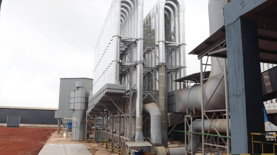 F&aacute;brica de sil&iacute;cio de mangan&ecirc;s inaugurada na prov&iacute;ncia do Bengo