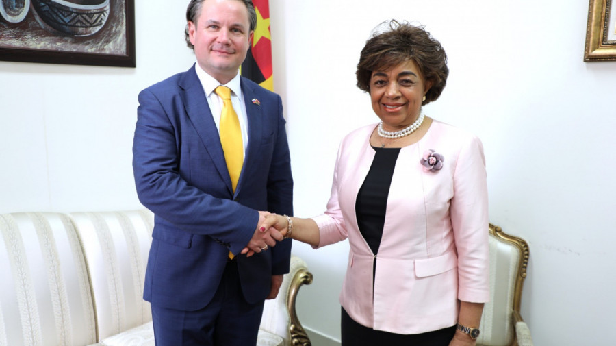 Encontro entre secret&aacute;ria de Estado do MIREX e encarregado de neg&oacute;cios da R&uacute;ssia