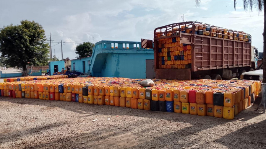 Contrabando de combust&iacute;vel 