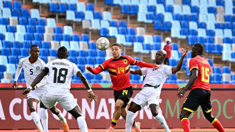 Angola empata com o Zimbabwe