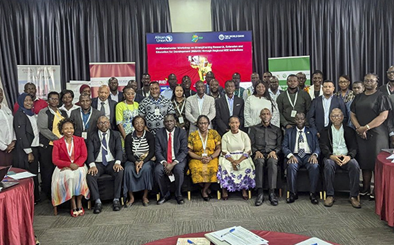 Participantes no semin&aacute;rio em Kampala, Uganda 