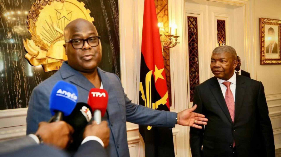 Presidente da RDC falando &agrave; imprensa 
