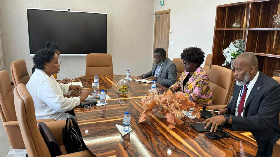 Analisada coopera&ccedil;&atilde;o no sector da sa&uacute;de