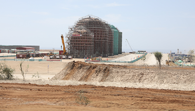 Constru&ccedil;&atilde;o da futura refinaria do Lobito, na prov&iacute;ncia de Benguela