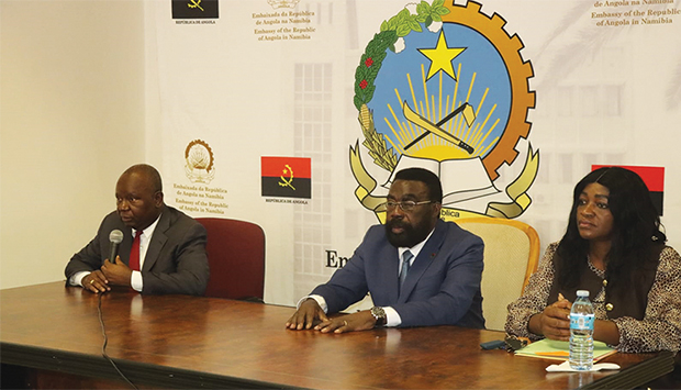 Embaixador de Angola na Nam&iacute;bia, Pedro Mutindi 