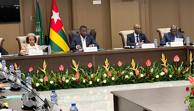Reuni&atilde;o sobre a paz na RDC 