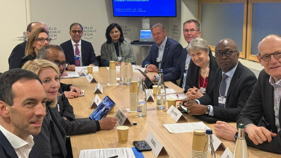 Ministro do Planeamento em Davos, Su&iacute;&ccedil;a