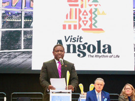 Ministro do Turismo, M&aacute;rcio Daniel, em uma das cerim&oacute;nias de exibi&ccedil;&atilde;o da marca "Visit Angola - The Rhythm of Life" - DR
