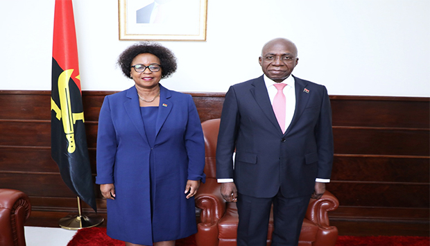 Ministro T&eacute;te Ant&oacute;nio recebeu embaixadora do Malawi