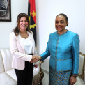 Secret&aacute;ria de Estado para as Rela&ccedil;&otilde;es Exteriores, Esmeralda Mendon&ccedil;a, (dir.) recebeu embaixadora do Egipto acreditada em Angola, Neveen El-Husseiny
