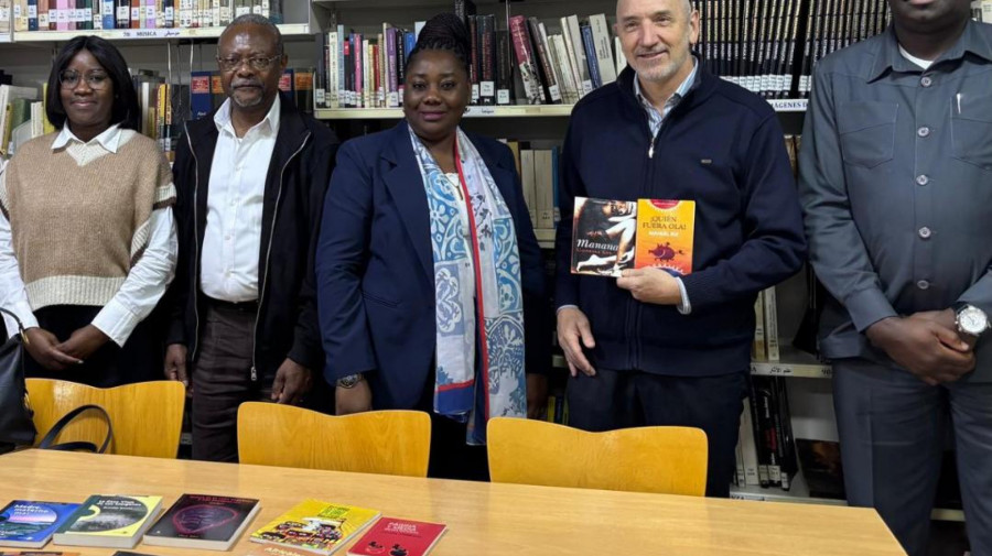 Doa&ccedil;&atilde;o de livros 