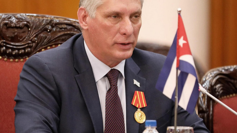 Cuba diz estar dispon&iacute;vel para dialogar com EUA sobre "qualquer assunto"