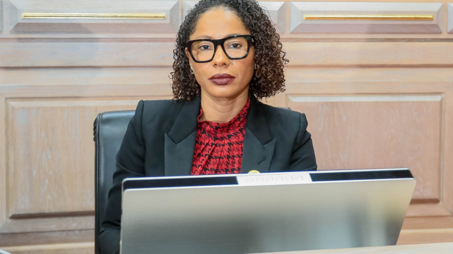 Ministra da Educa&ccedil;&atilde;o, Erika Linete Batalha de Carvalho Aires