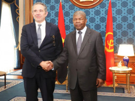 Presidente da Rep&uacute;blica, Jo&atilde;o Louren&ccedil;o, recebeu em audi&ecirc;ncia, o representante especial da Uni&atilde;o Europeia para regi&atilde;o dos Grandes Lagos, Johan Borgstam - Edi&ccedil;&otilde;es Novembro