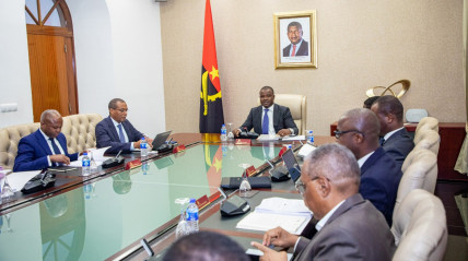 Primeira reuni&atilde;o do Conselho de Coordena&ccedil;&atilde;o do Sistema de Inspec&ccedil;&atilde;o Econ&oacute;mica, orientada pelo ministro de Estado Dion&iacute;sio da Fonseca