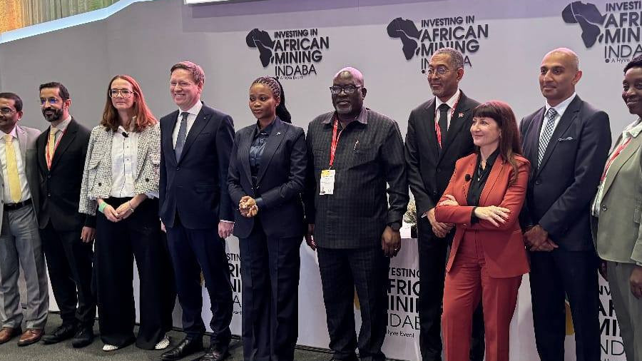 Representantes de Angola, Botswana e Nam&iacute;bia reiteram, na &Aacute;frica do Sul, compromisso de revitalizar a imagem e o valor dos diamantes naturais