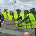 Lan&ccedil;ada primeira pedra para constru&ccedil;&atilde;o de instituto oftalmol&oacute;gico, em Luanda, pela ministra da Sa&uacute;de, S&iacute;lvia Lutucuta