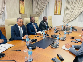 Ministro de Estado para Coordena&ccedil;&atilde;o Econ&oacute;mica, Jos&eacute; de Lima Massano, re&uacute;ne-se com directores de institui&ccedil;&otilde;es financeiras de desenvolvimento da SADC - Cedida