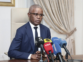 ministro de Estado e chefe da Casa Militar do Presidente da Rep&uacute;blica, Francisco Pereira Furtado - Edi&ccedil;&otilde;es Novembro