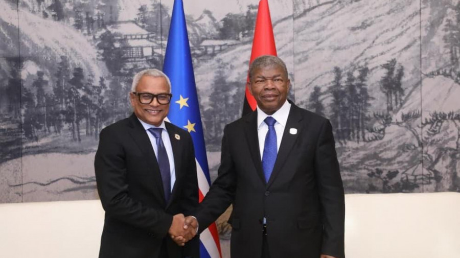 Presidente da Rep&uacute;blica, Jo&atilde;o Louren&ccedil;o, re&uacute;ne-se com seu hom&oacute;logo de Cabo Verde, Jos&eacute; Maria Neves, na Eti&oacute;pia