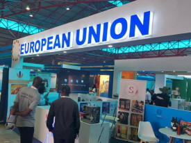 Uni&atilde;o Europeia prorroga embargo de armas ao Zimbabwe - DR