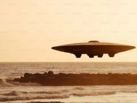 Trump ordena que sejam divulgados arquivos relacionados extraterrestres - DR