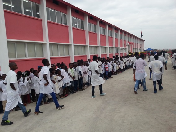 Luena beneficiar&aacute; de 11 escolas do programa "Minha Escola, Meu Futuro"