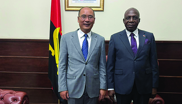 Ministro T&eacute;te Ant&oacute;nio com embaixador da China 