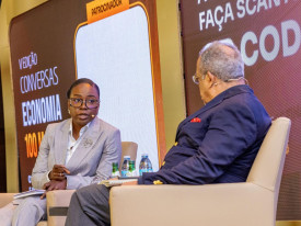 Ministra das Finan&ccedil;as, Vera Daves de Sousa, foi a convidada da quinta edi&ccedil;&atilde;o do programa "Conversas 100 Makas" - Edi&ccedil;&otilde;es Novembro