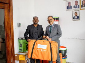 OMS doa material de apoio ao combate &agrave; c&oacute;lera - dr