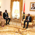 Presidente da Assembleia Nacional, Ad&atilde;o de Almeida, reuniu-se com a embaixadora do Egipto acreditada em Angola, Neveen El-Husseiny