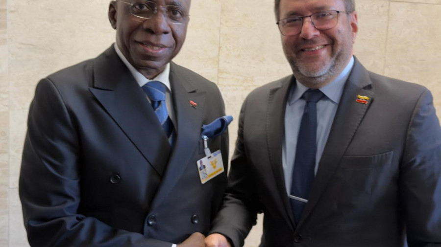 Ministro das Rela&ccedil;&otilde;es Exteriores, T&eacute;te Ant&oacute;nio, e seu hom&oacute;logo da Venezuela, Yvan Gil Pinto