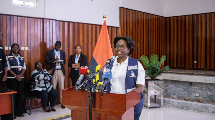 Ministra da sa&uacute;de