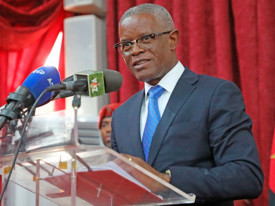 Governo destaca papel da Pol&iacute;cia Nacional na defesa da legalidade democr&aacute;tica - DR