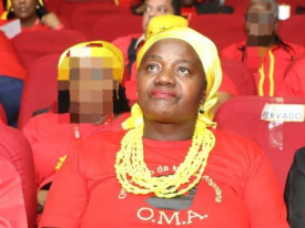 Secret&aacute;ria-geral da Organiza&ccedil;&atilde;o da Mulher Angolana (OMA), Em&iacute;lia Carlota Dias - Edi&ccedil;&otilde;es Novembro