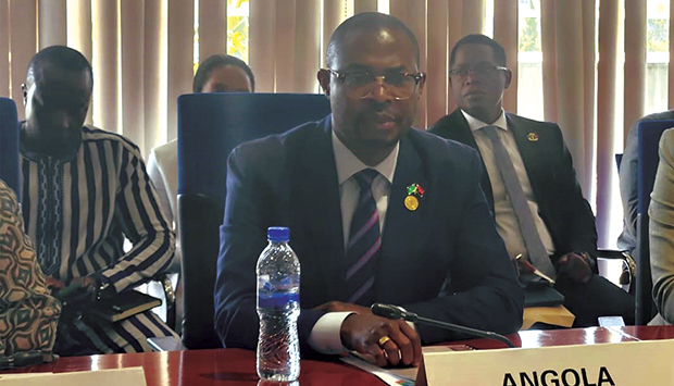 Embaixador Miguel Bembe 