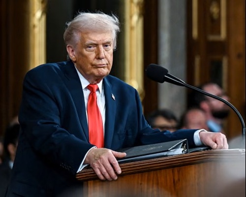 Trump corta rela&ccedil;&otilde;es comerciais com Espanha