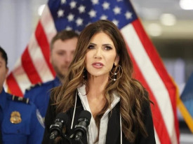 Secret&aacute;ria da Seguran&ccedil;a Interna dos EUA demitida por Donald Trump - DR