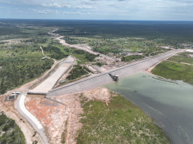 Constru&ccedil;&atilde;o da futura barragem do Ndue, na prov&iacute;ncia do Cunene, termina em Maio pr&oacute;ximo - Cedida