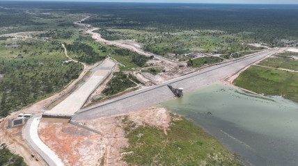 Construção da futura barragem do Ndue, na província do Cunene, termina em Maio próximo - Cedida