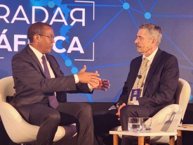 Ministro de Estado para Coordena&ccedil;&atilde;o Econ&oacute;mica, Jos&eacute; de Lima Massano, na confer&ecirc;ncia "Radar &Aacute;frica &ndash; os Caminhos de Angola", promovido pelo Jornal de Neg&oacute;cios, de Portugal - Cedida