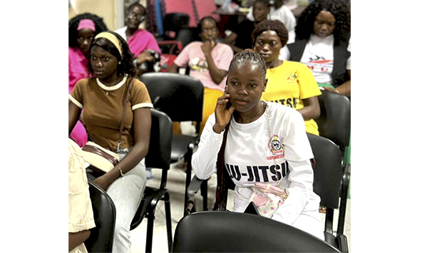 Atletas de Ju-jitsu homenageadas 