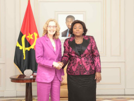 Vice-Presidente da Rep&uacute;blica, Esperan&ccedil;a da Costa, recebe em audi&ecirc;ncia embaixadora do Reino dos Pa&iacute;ses Baixos, Henny de Vries - Edi&ccedil;&otilde;es Novembro