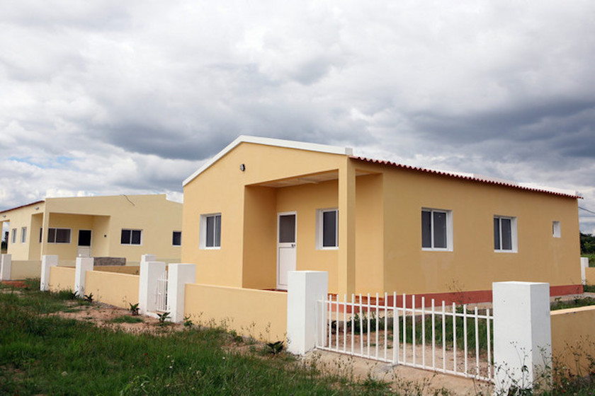 Casas sociais em Angola (Arquivo)