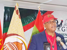 Presidente da UNITA, Adalberto Costa J&uacute;nior, reitera compromisso com democracia e desenvolvimento do pa&iacute;s - Edi&ccedil;&otilde;es Novembro